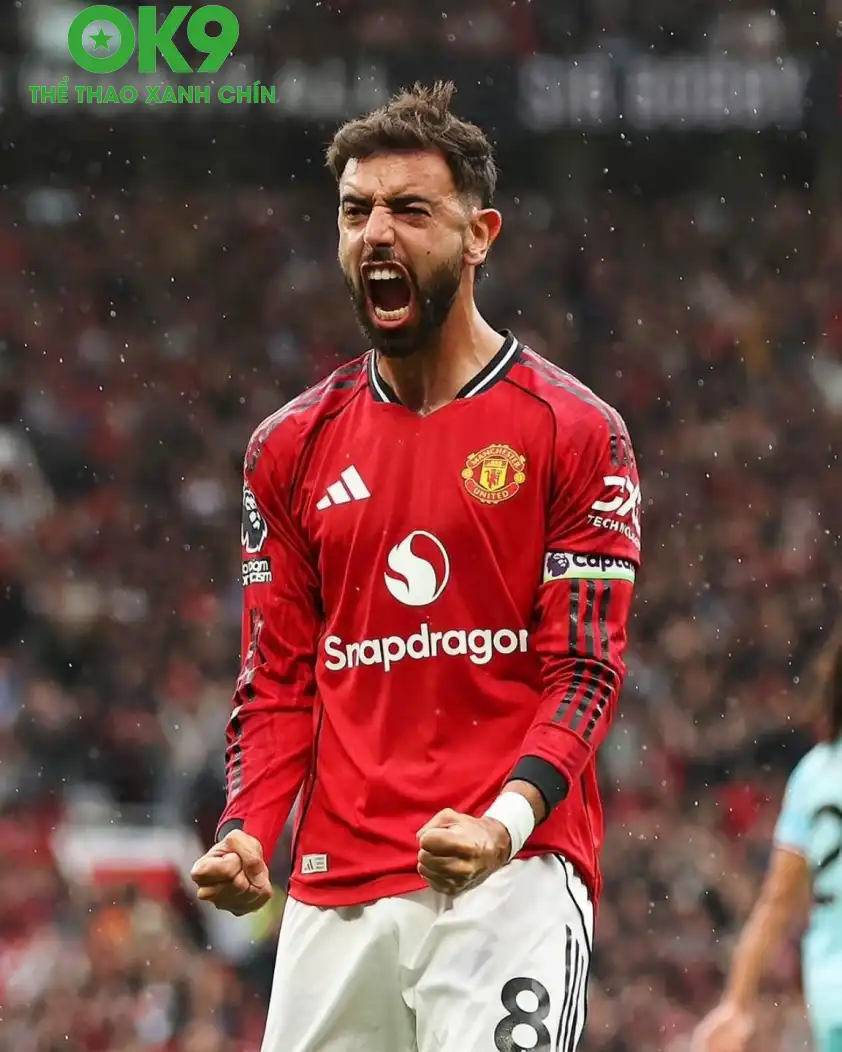 Bruno Fernandes là cầu thủ tạo nhiều cơ hội nhất Ngoại hạng Anh 3 mùa giải qua (Ảnh: The Sun)